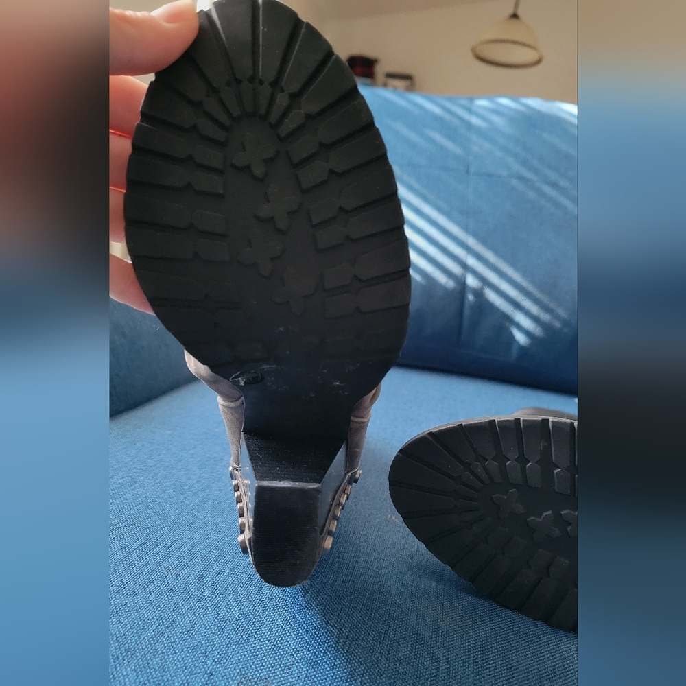 JS Boots - Picture 3 of 11